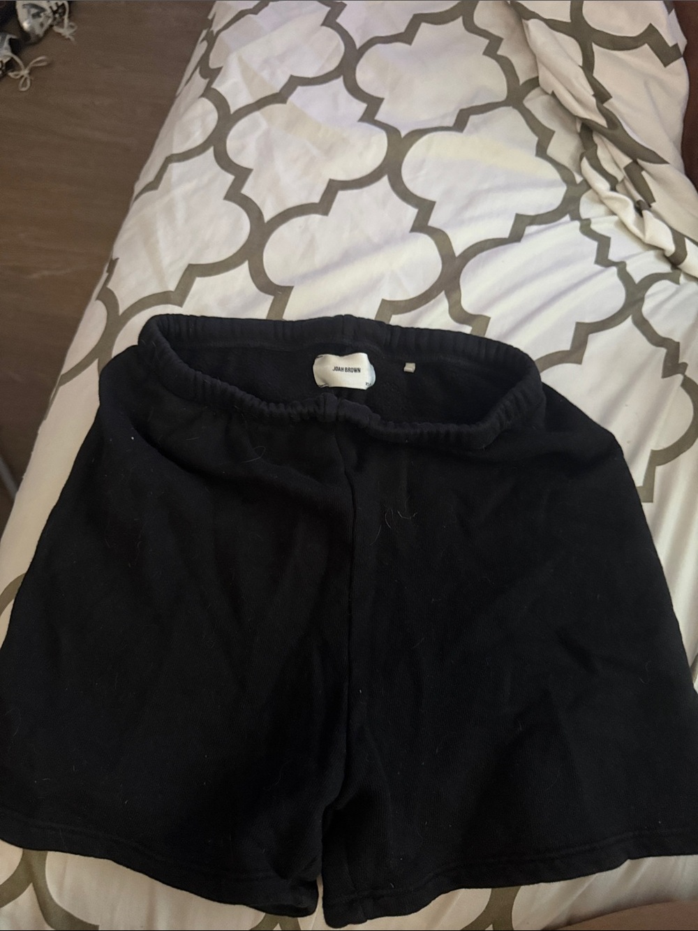 Joah Brown Black Elastic-Waist Shorts